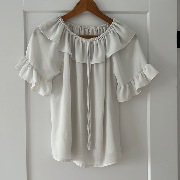 Off the shoulder top - Picture 1 of 2